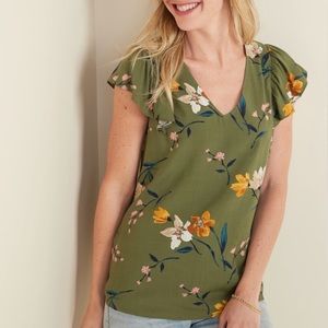 Old Navy Floral Flutter Sleeve Top